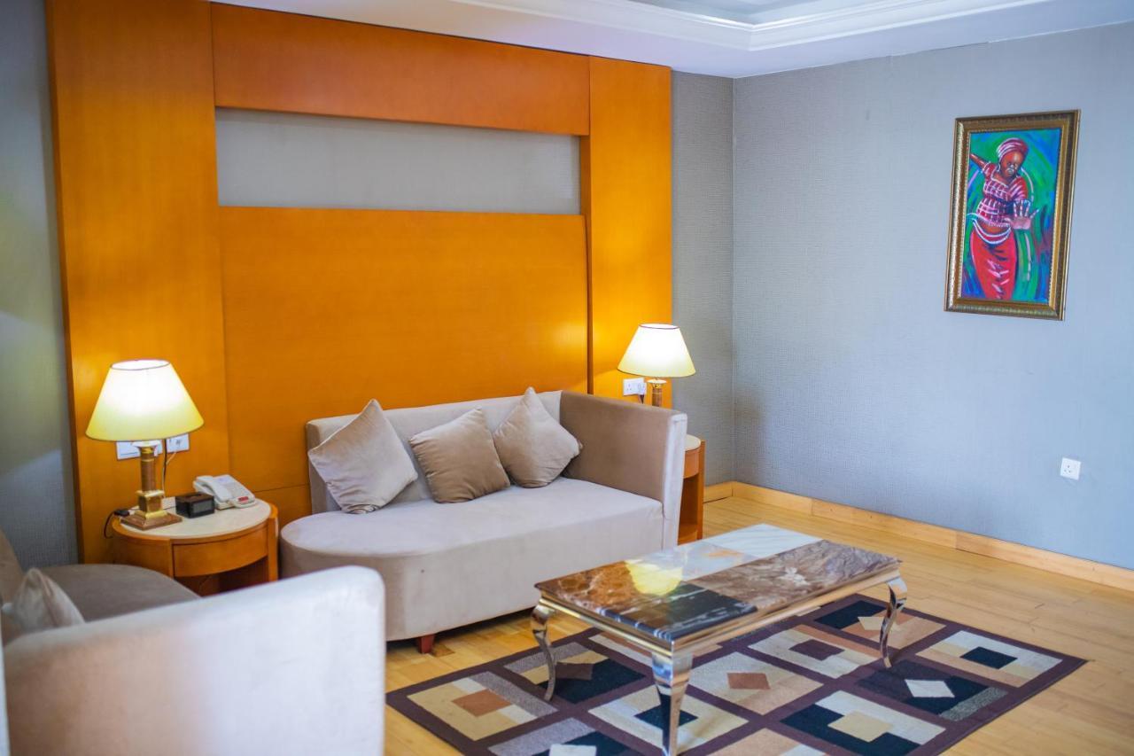 Hotel Sunshine Enugu Ngoại thất bức ảnh