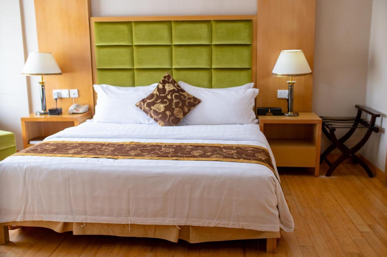 Hotel Sunshine Enugu Ngoại thất bức ảnh