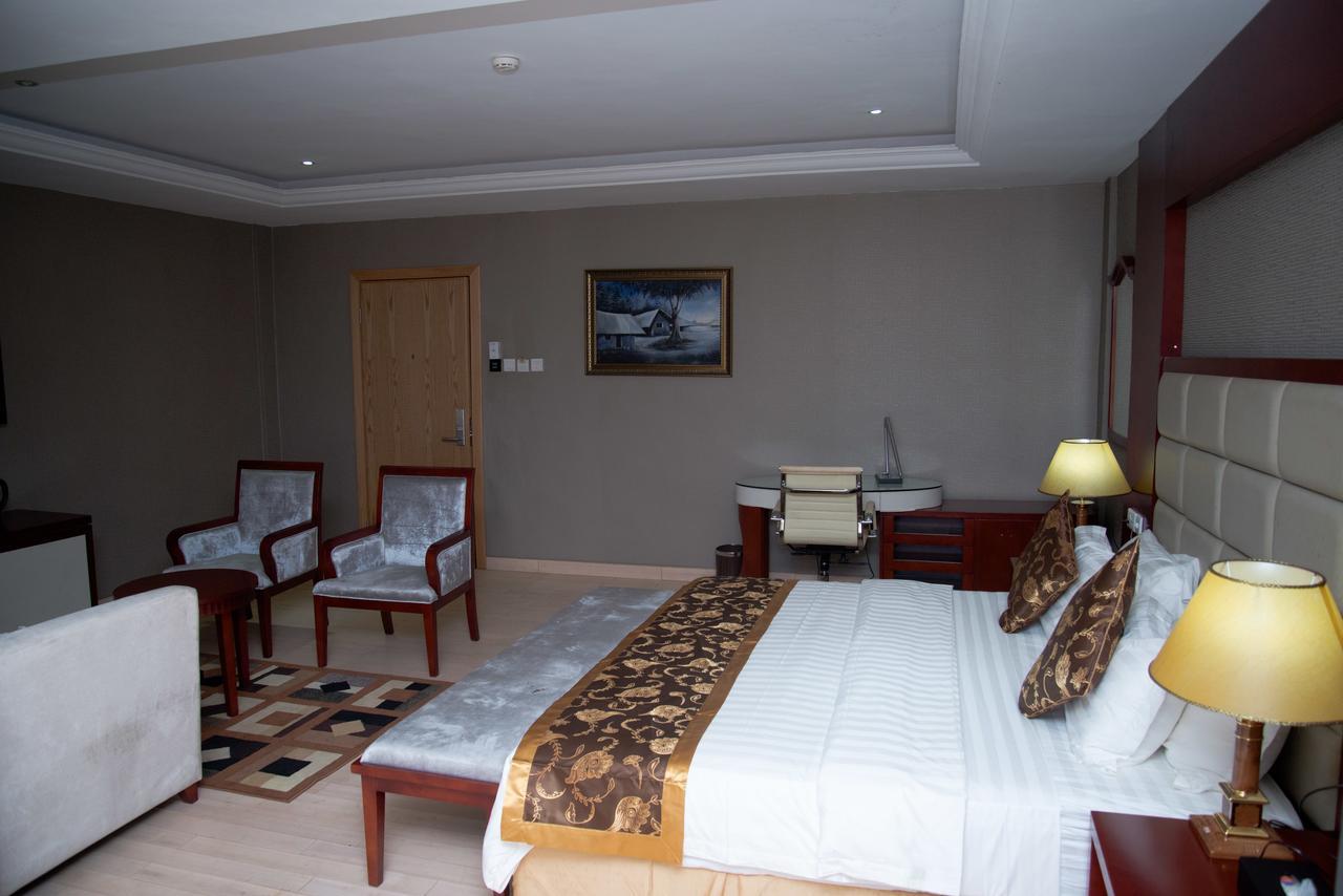 Hotel Sunshine Enugu Ngoại thất bức ảnh