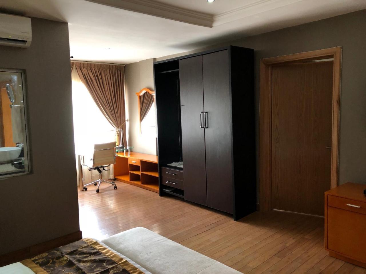 Hotel Sunshine Enugu Ngoại thất bức ảnh